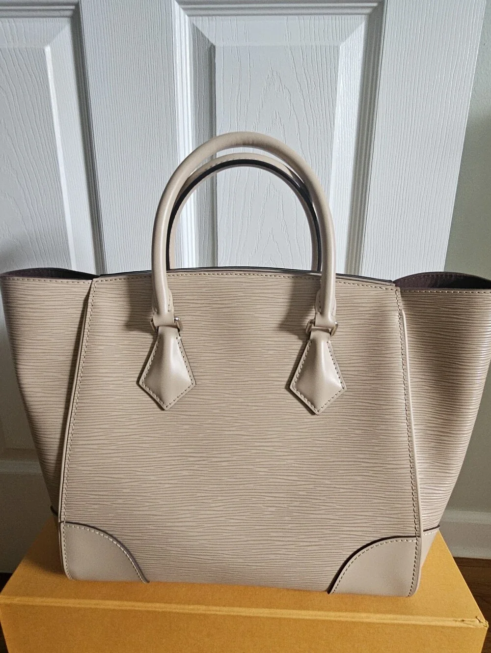 Louis Vuitton Phenix MM Epi Leather Tote Handbag